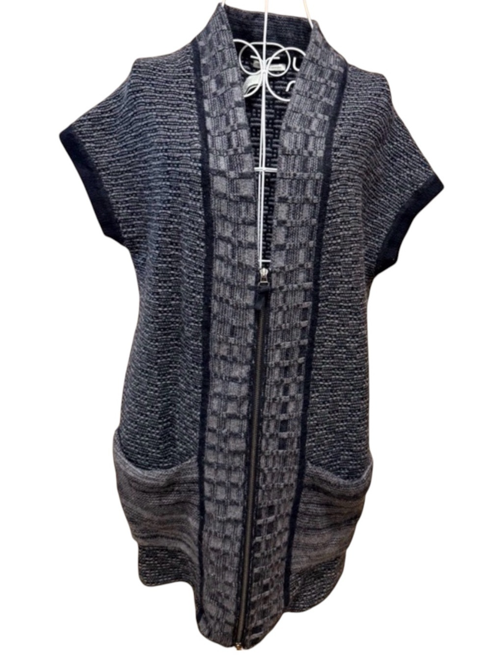 White + Warren Gray Textured Knit Cardigan Vest Zip Front Shawl Collar Angora M